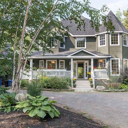 Craigleith Manor Bed & Breakfast Коллингвуд Экстерьер фото