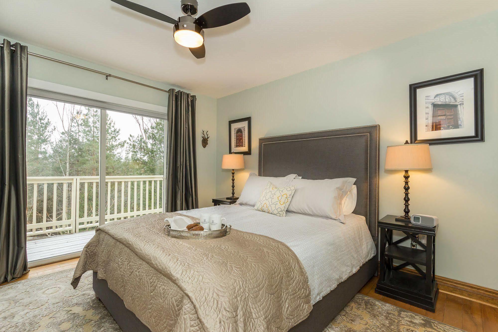 Craigleith Manor Bed & Breakfast Коллингвуд Экстерьер фото